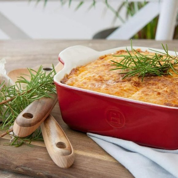 Emile Henry France Vintage Red Square Baking Dish 9 x 9" - Picture 5 of 11